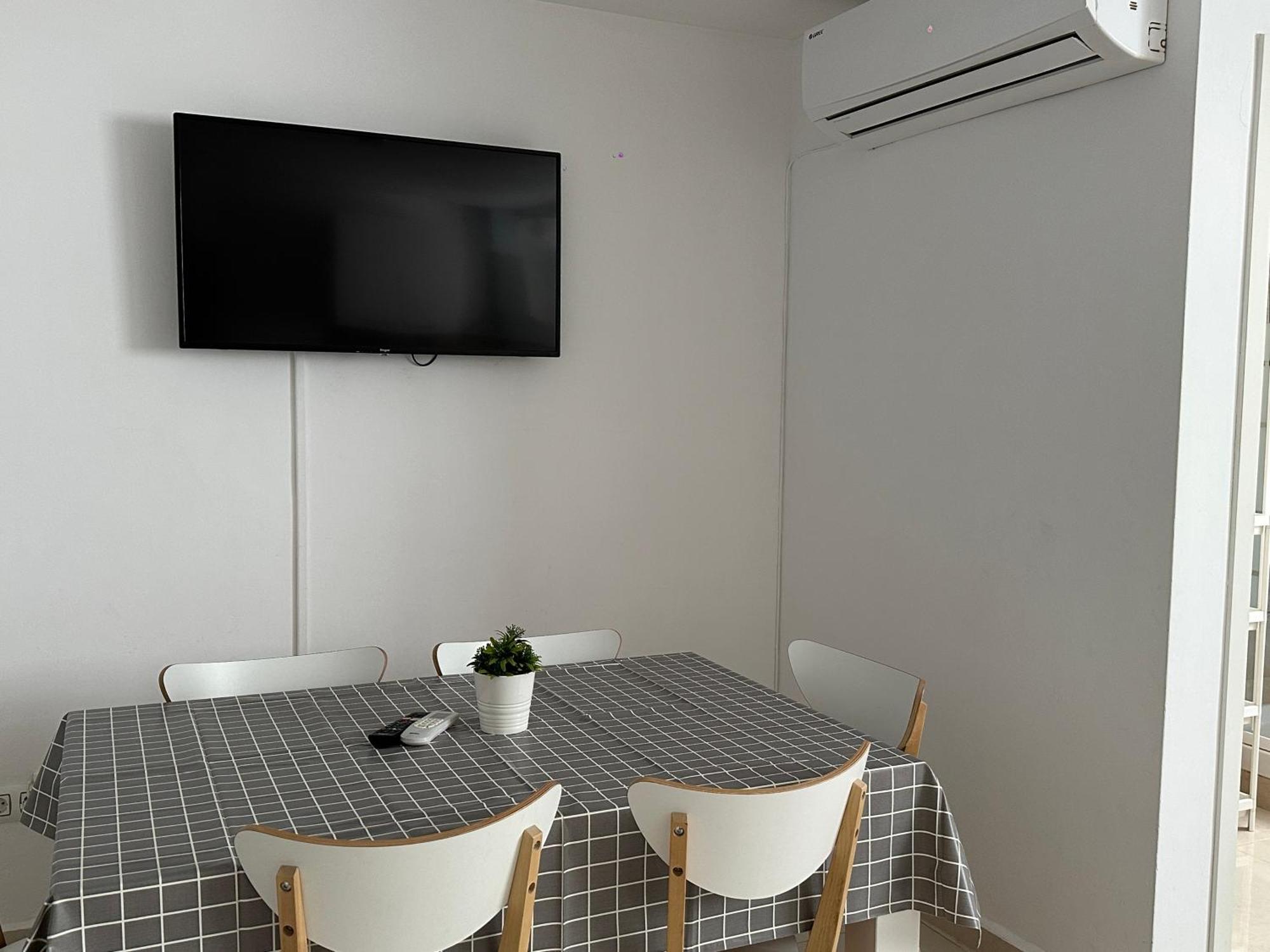 Modern And Bright 5 Bedroom Apartment Del Prado Gandía Eksteriør billede